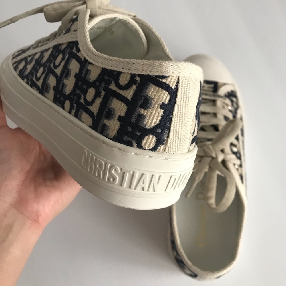 UNBRANDED Walk'n Platform Sneaker - Picture 8 of 11